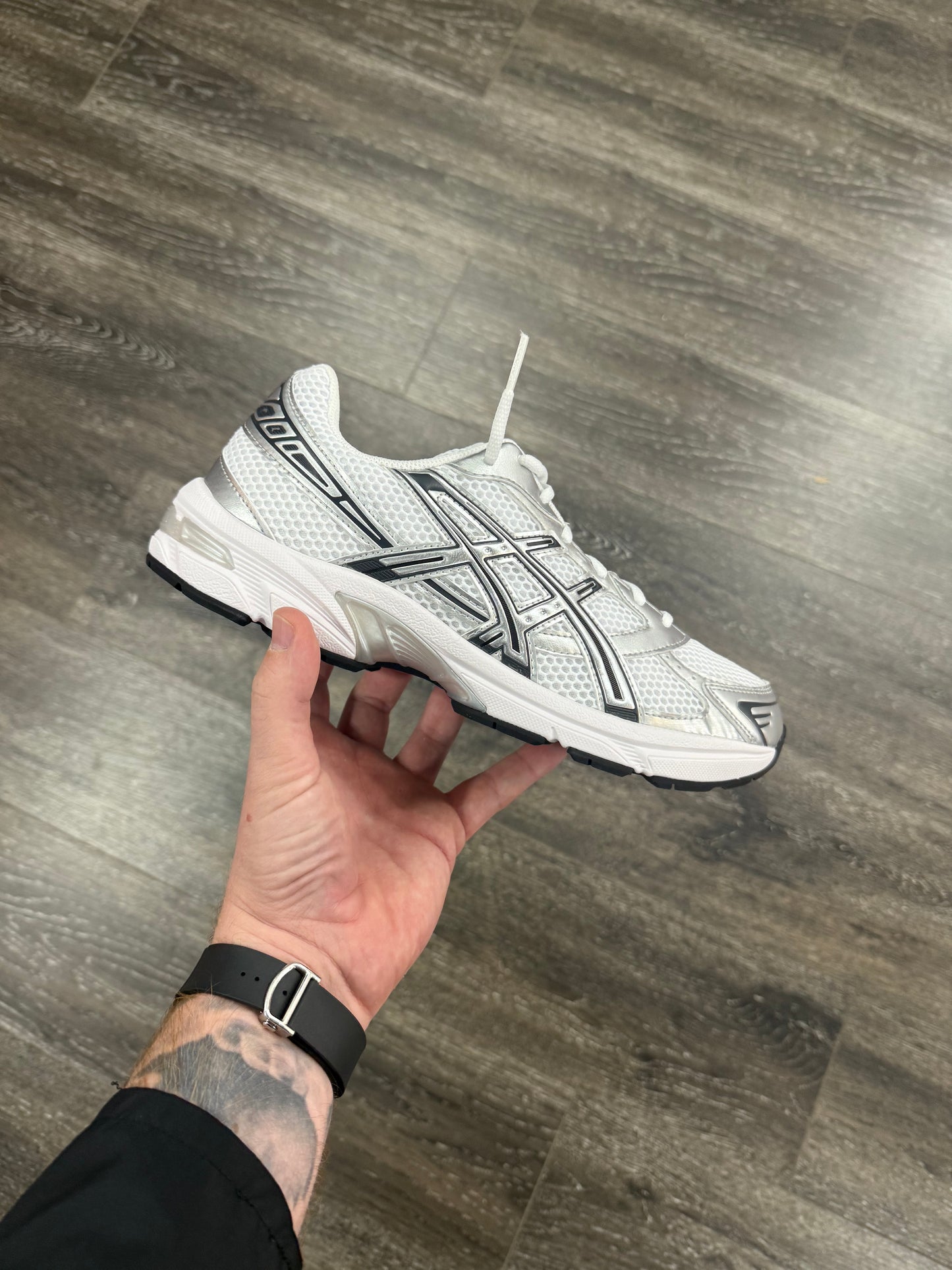 Gel-1130 White/Pure Silver