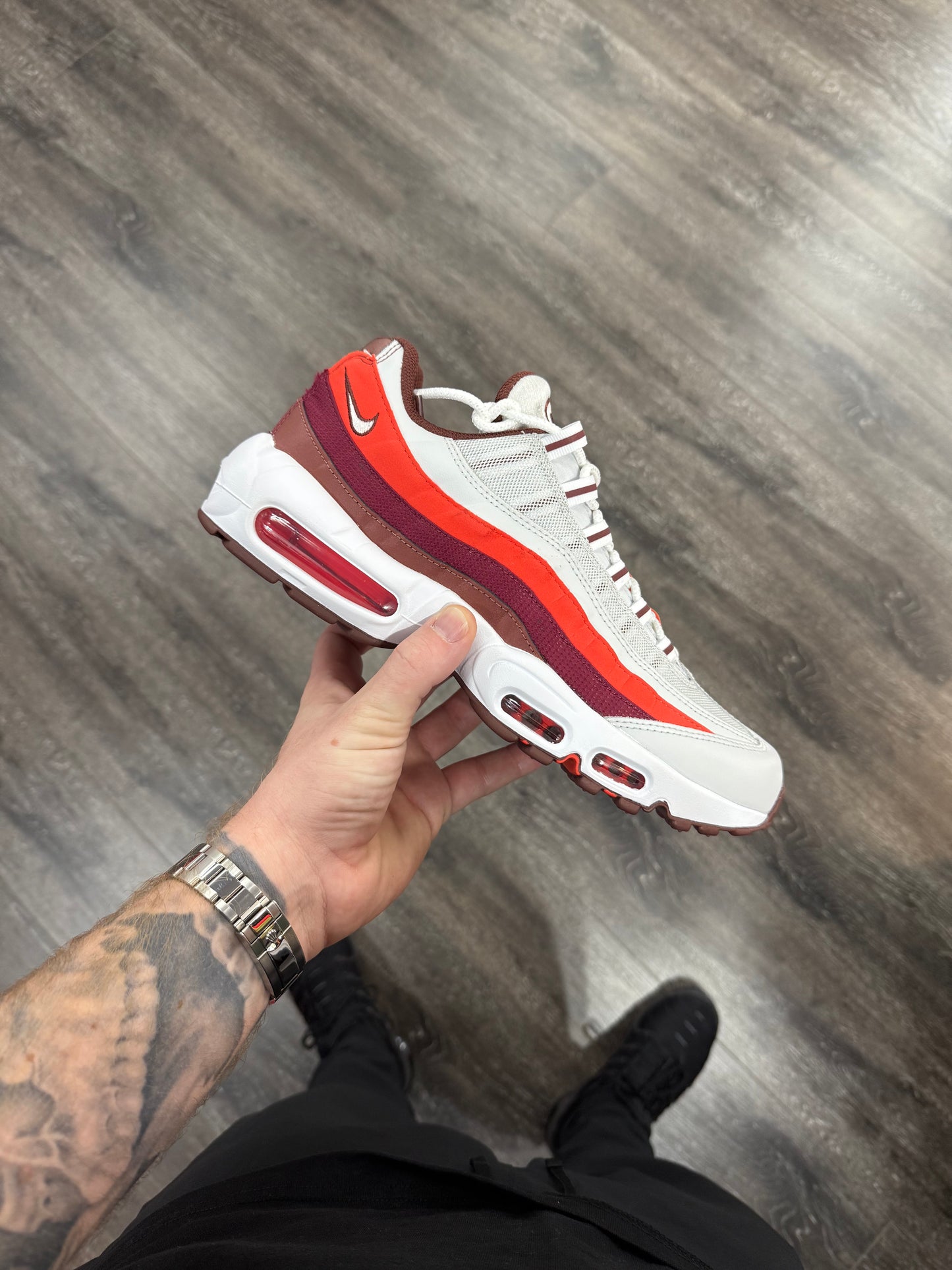 Photon Dust x Picante Red