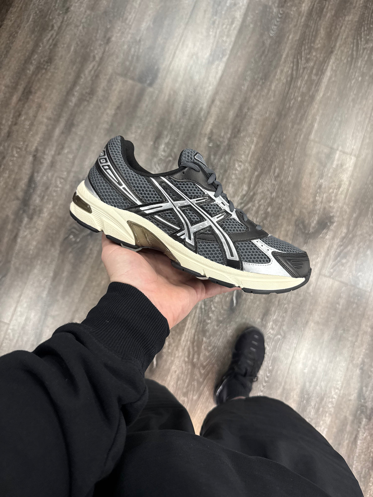 Steel Grey/Black 1130