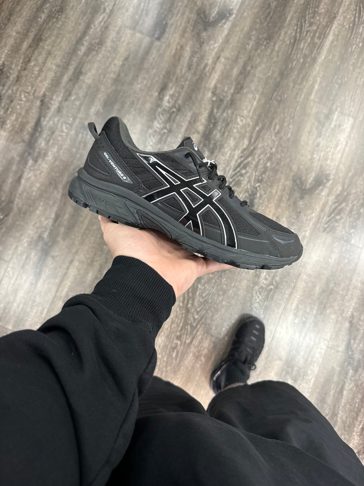Triple Black GV6