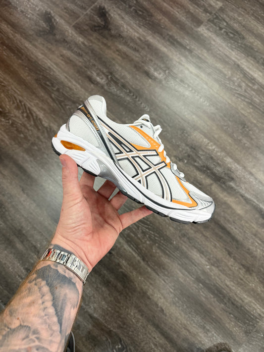GT-2160 White/Orange Lilly