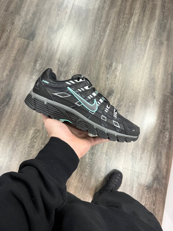 Black/Teal