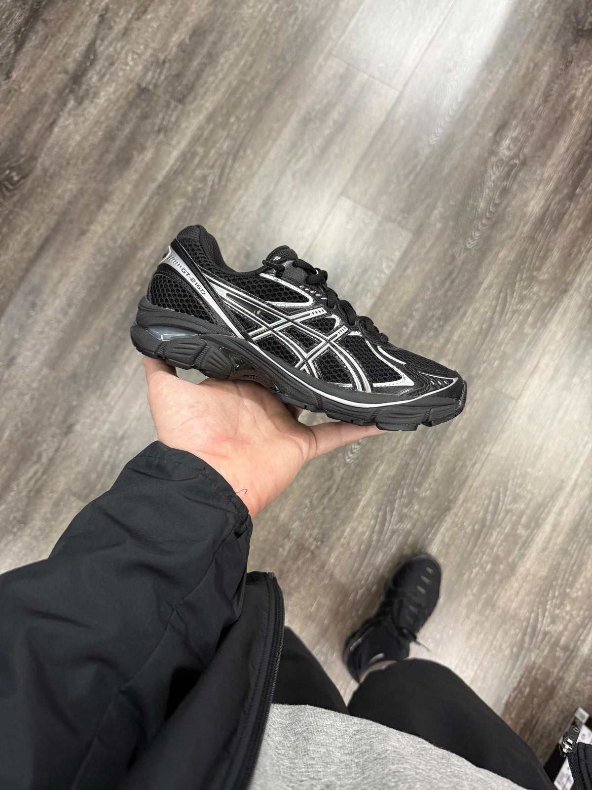 Black/Pure Silver GT2160