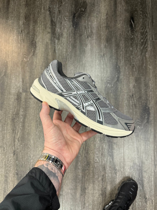 Gel-1130 Clay Grey/Pure Silver