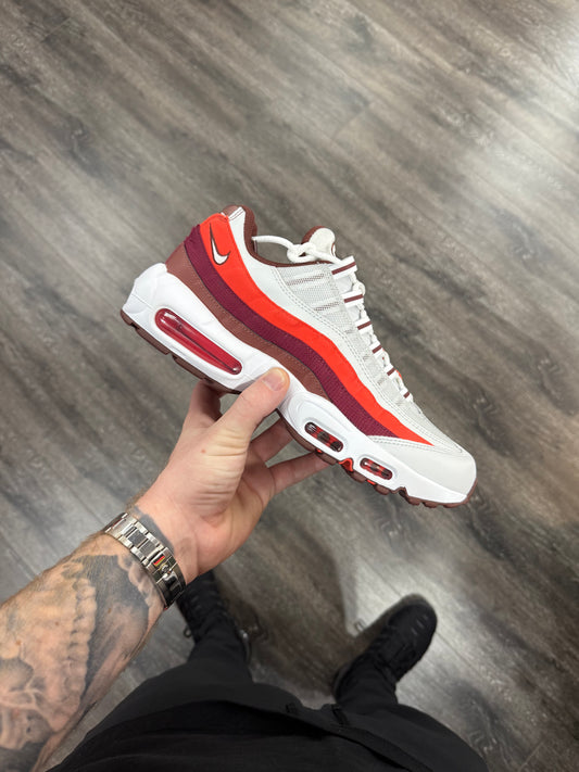 Photon Dust x Picante Red
