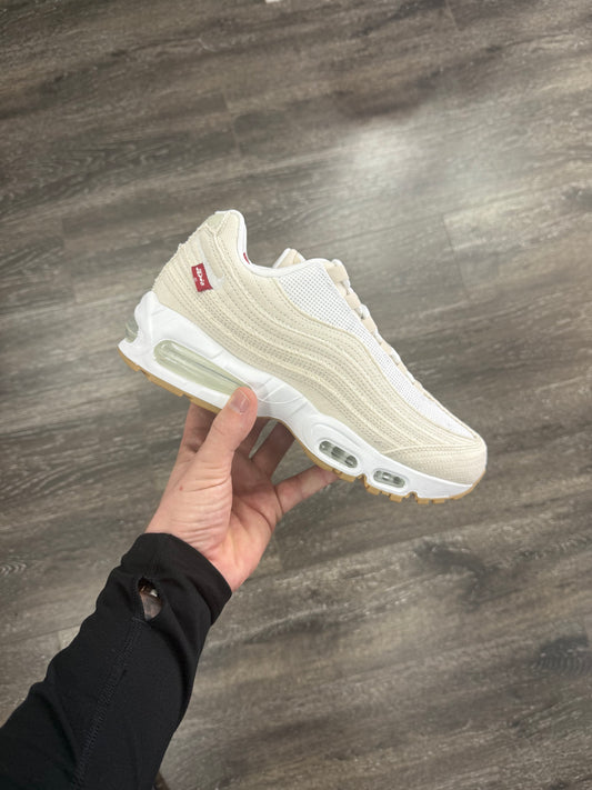 Levi’s x 95 Light Orewood