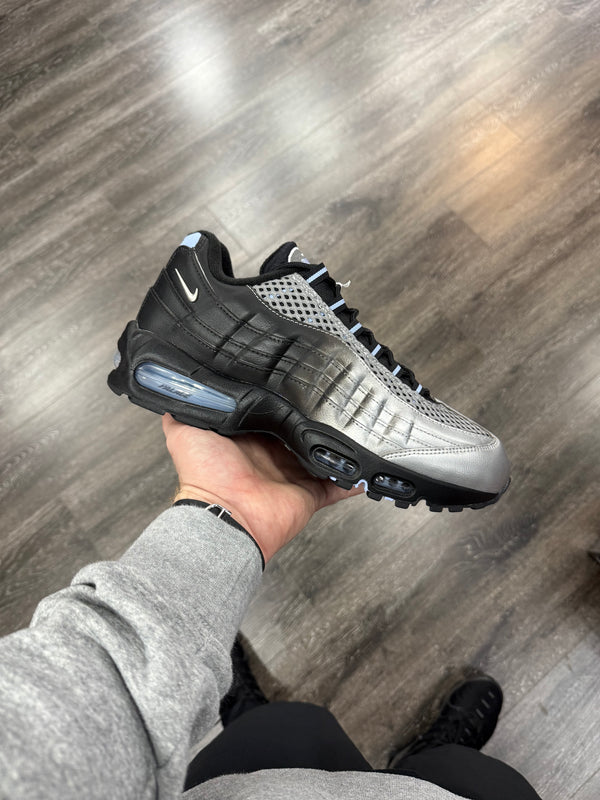 Palace x 95