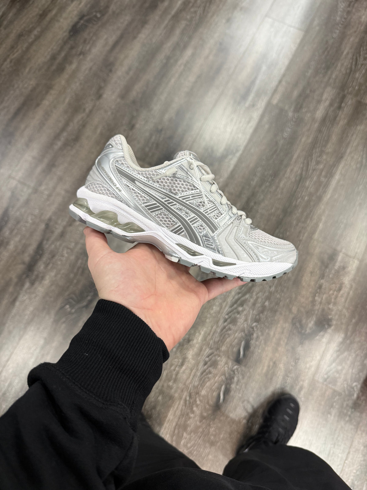 Cloud Grey/ Clay Grey Kayano