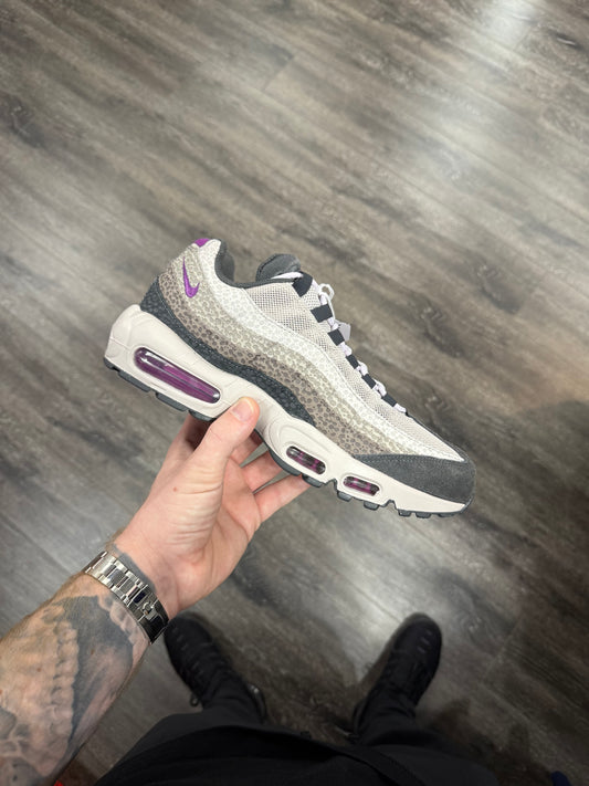 Viotech Safari