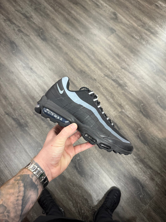 Ultra Black