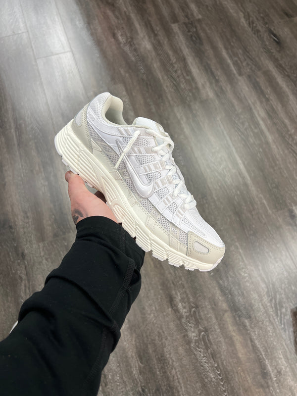 P6000 White Sail