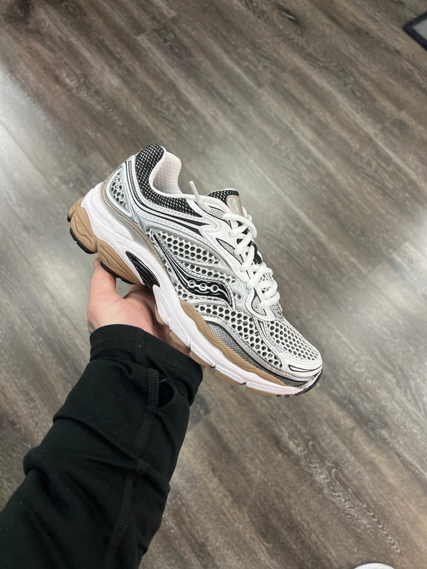 Saucony Omni 9 White/Saddle
